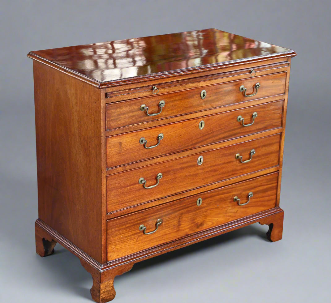 George III mahogany small rectangular Chest of Drawers