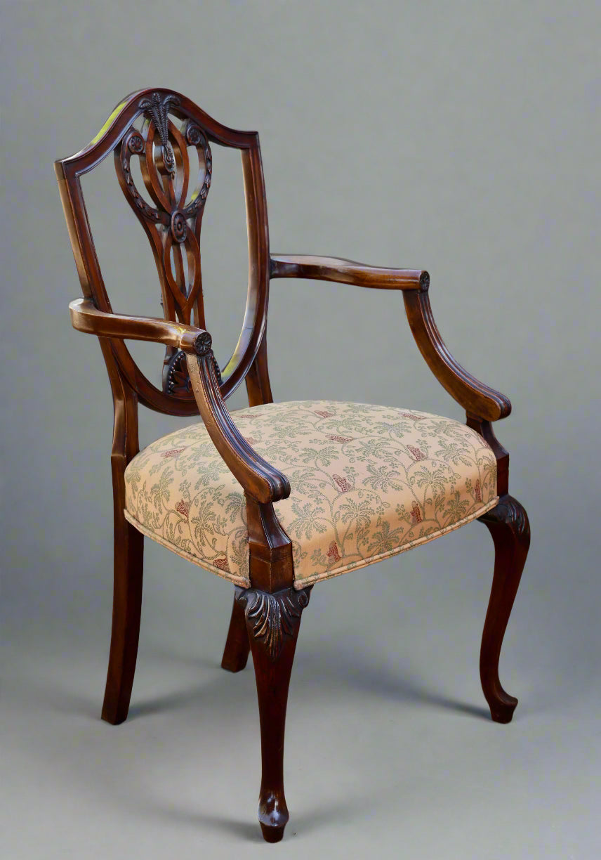 Set of ten Hepplewhite style mahogany Dining Chairs