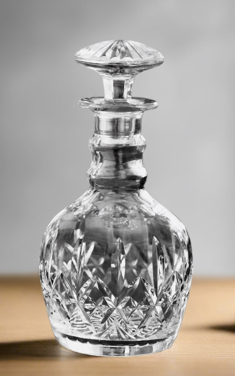 Cut crystal Decanter