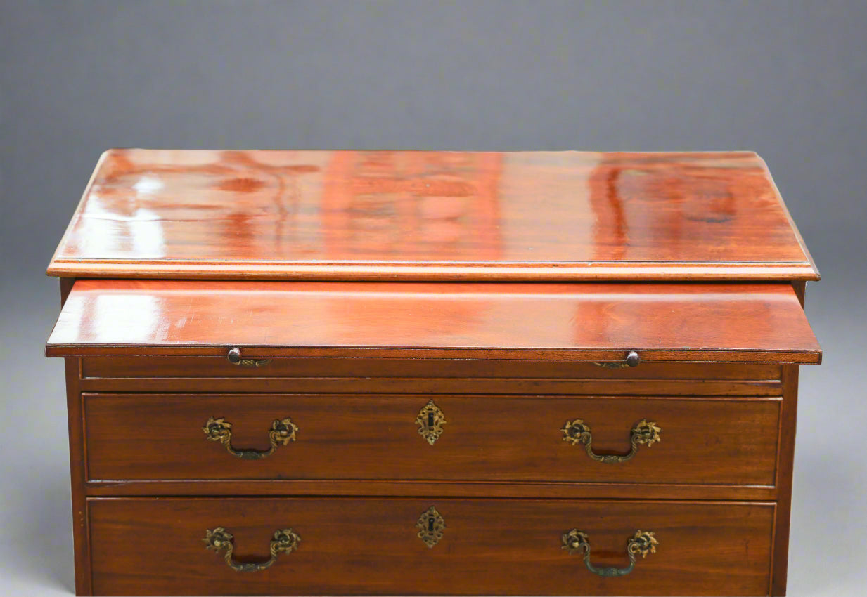 George III Mahogany Chest of Drawers