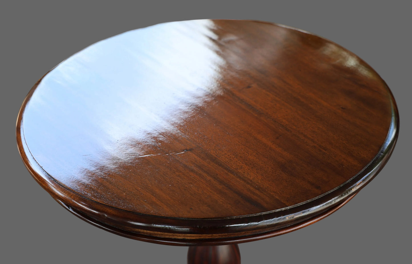 Pair of mahogany Lamp/Side Tables