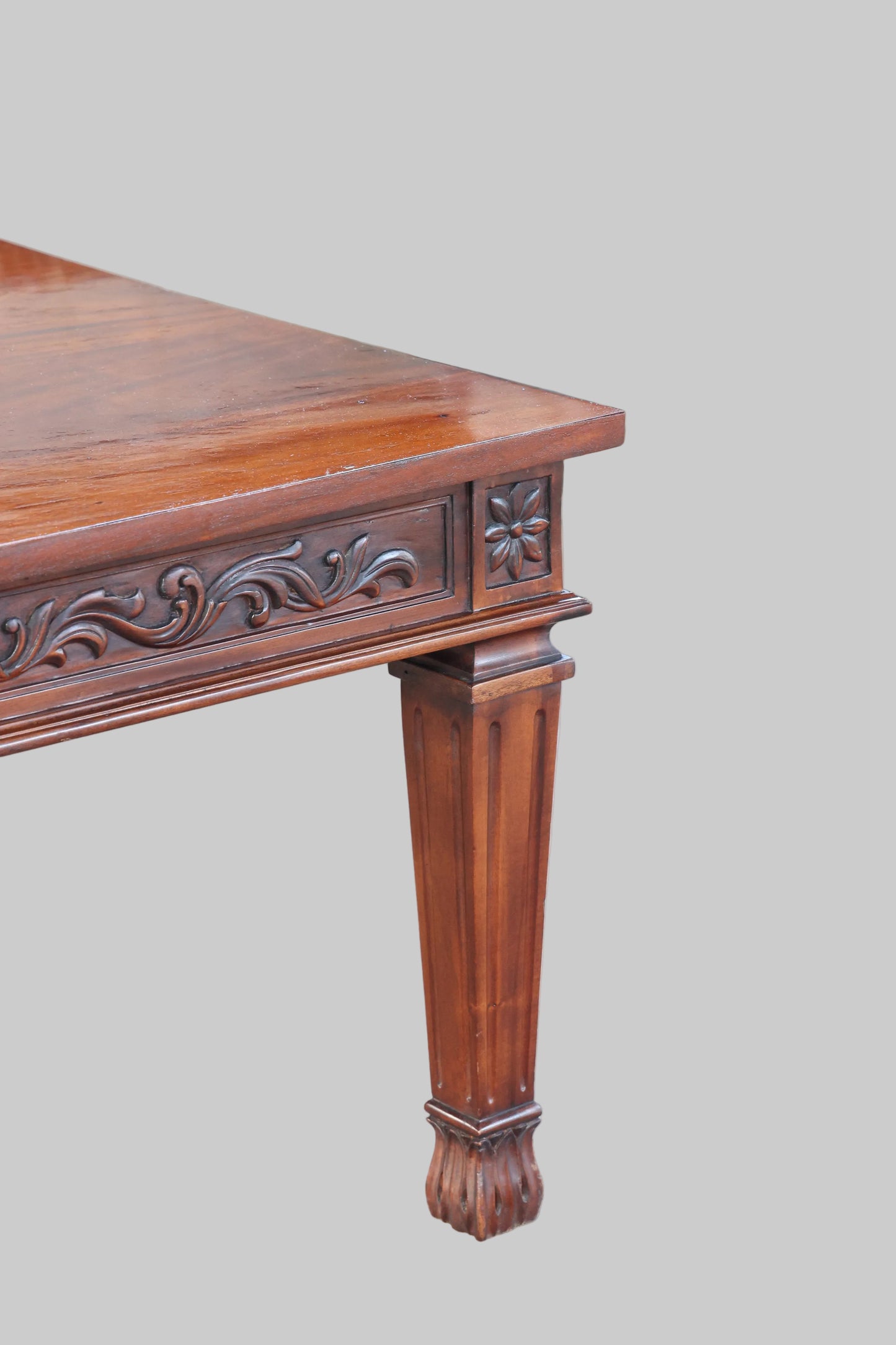 Elegant mahogany Coffee/Centre Table