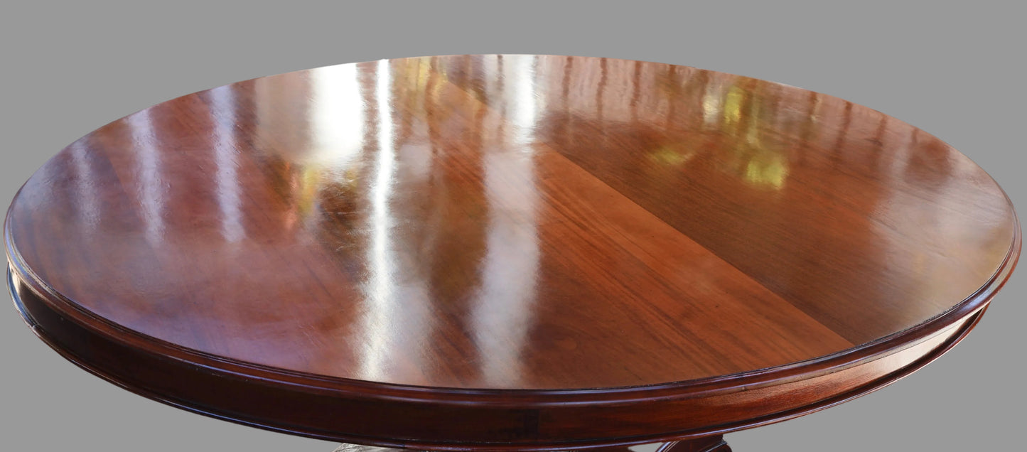 Large William IV style circular mahogany Dining/Centre Table