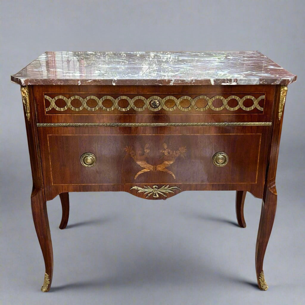Mid 20th century, Gustavian style Commode