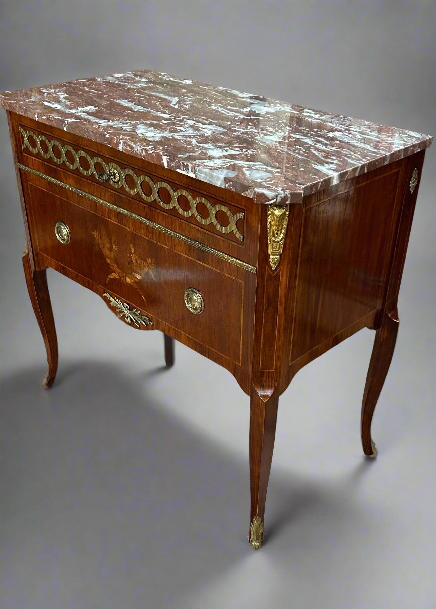 Mid 20th century, Gustavian style Commode