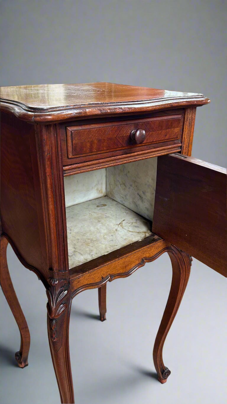 19th French walnut Pedestal