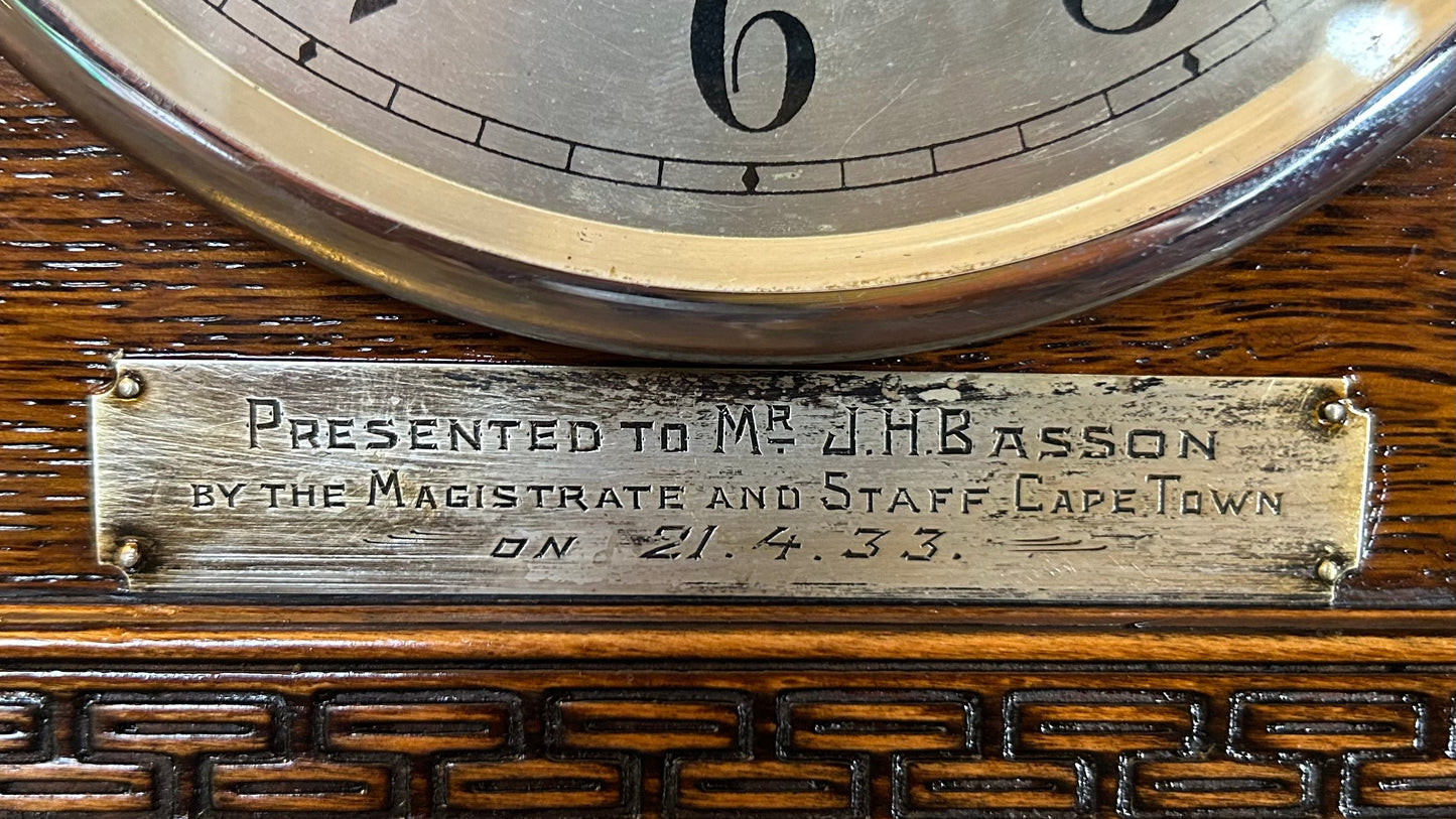 1930's Oak cased Mantel Clock - Good working Order