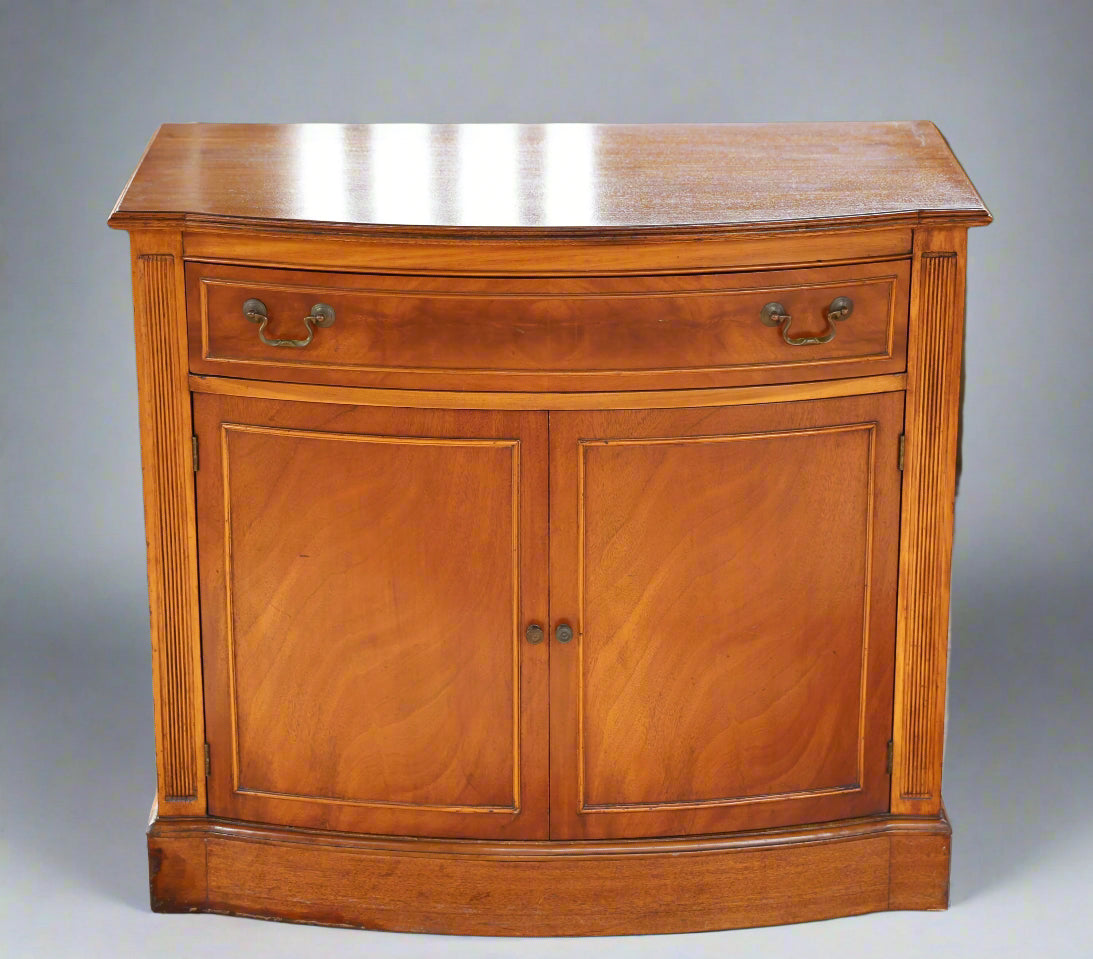 Mid 20th Century mahogany Side Cabinet
