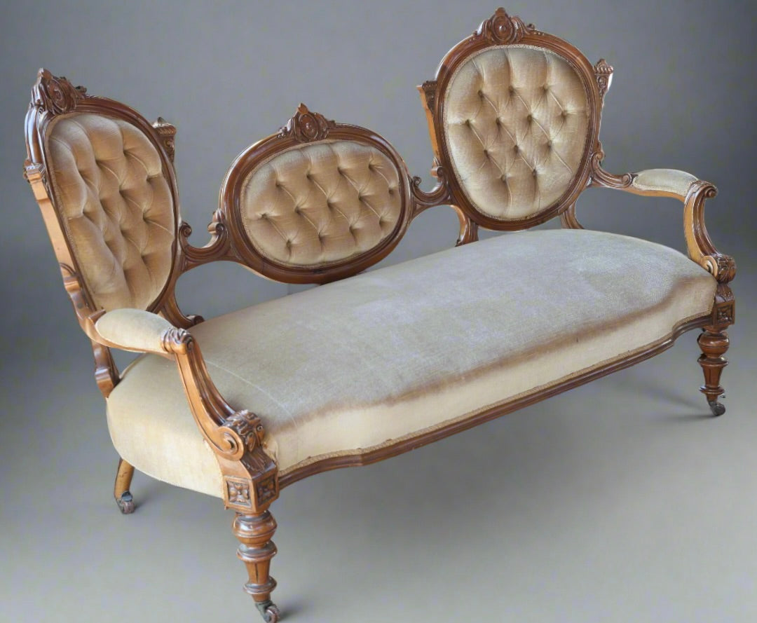Victorian walnut double back Settee