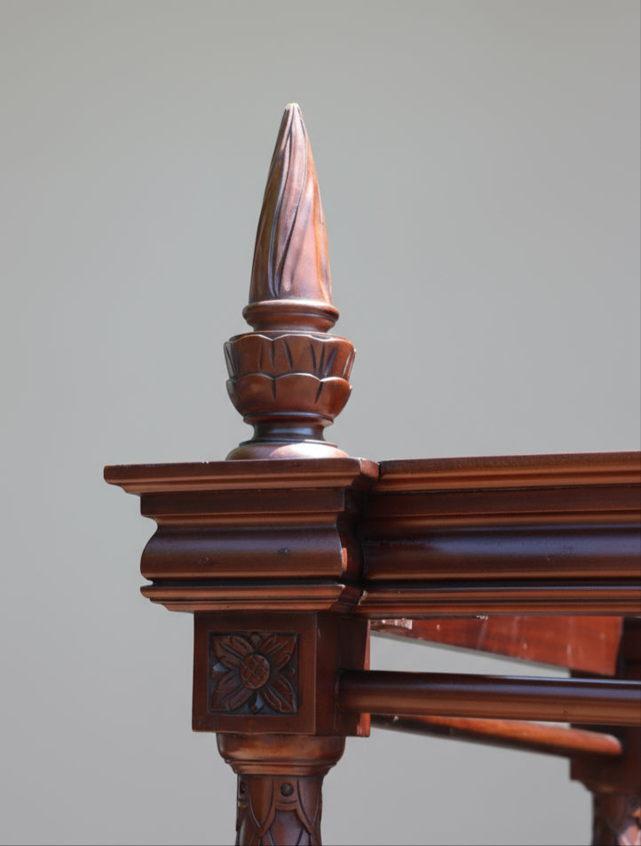 Victorian style beautifully carved and quality mahogany Four Poster Bed, kingsize