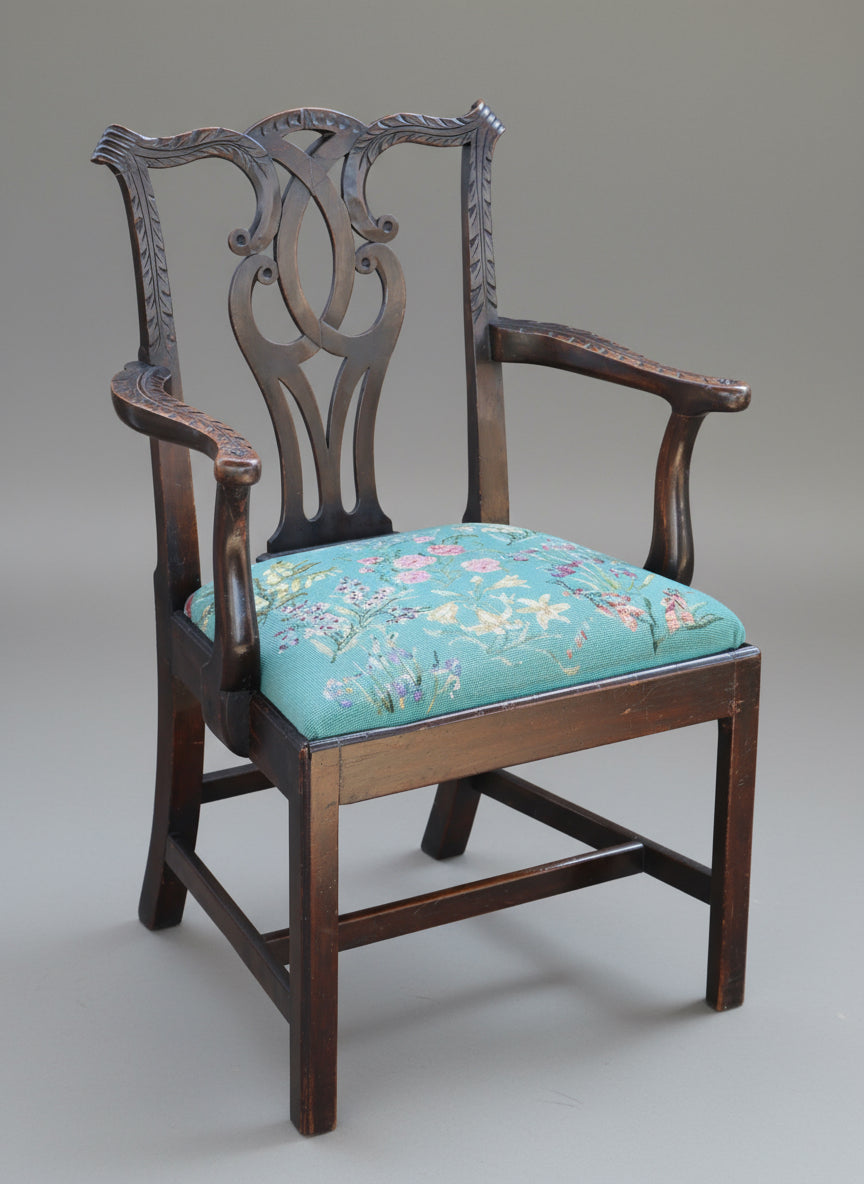 Georgian oak Armchair/Carver