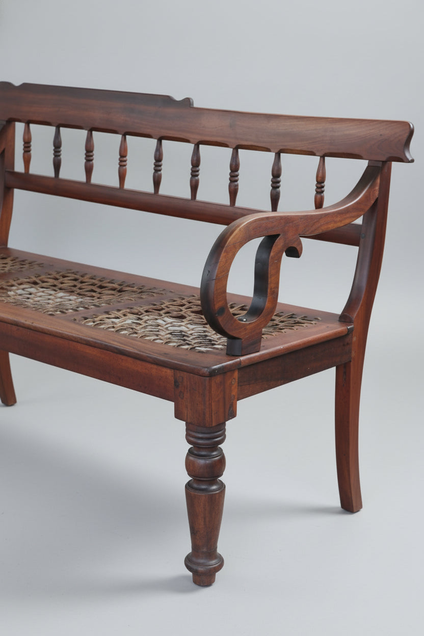 Early 20th Century Cape Regency style Stinkwood Rusbank