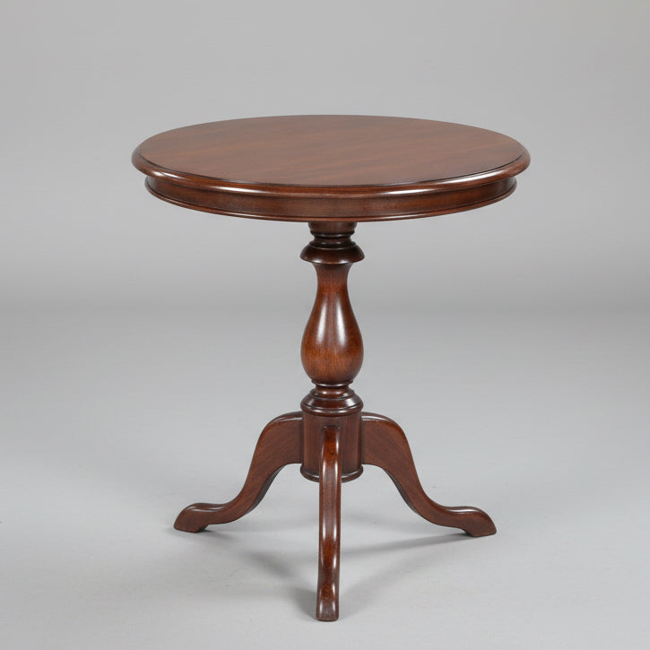 Pair of mahogany Lamp/Side Tables