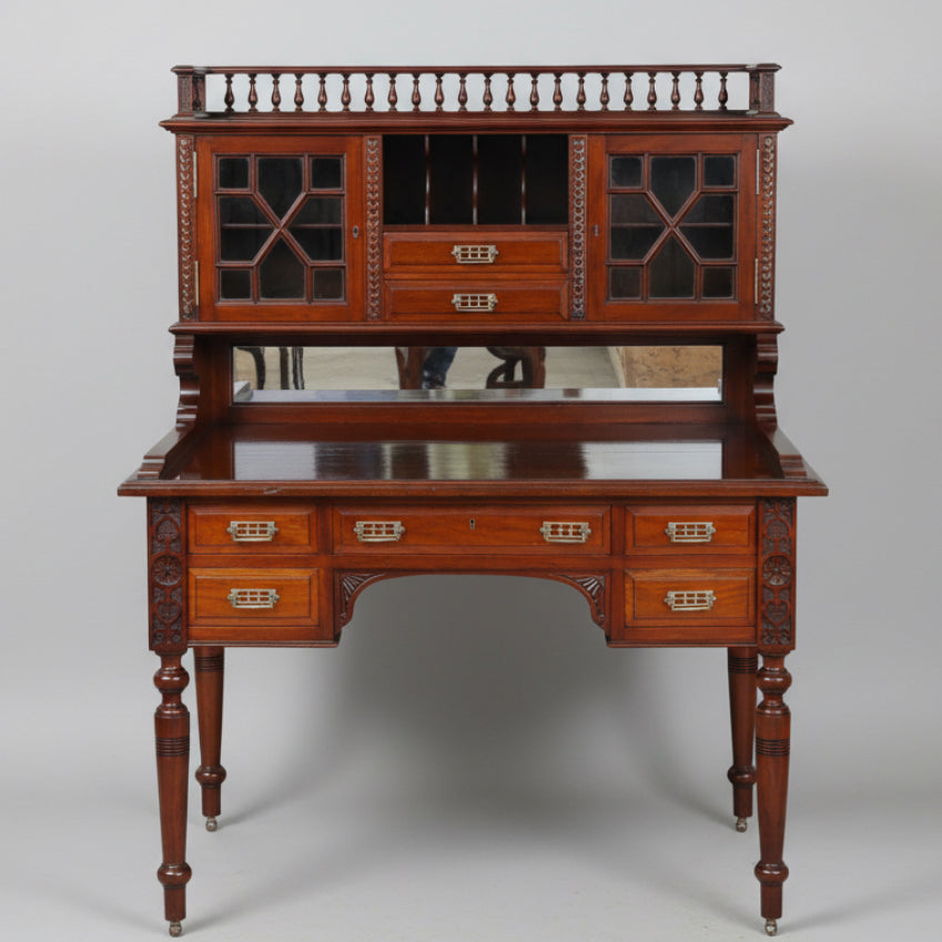 Superb quality late Victorian walnut Writing Desk attributed to Edwards and Roberts of London