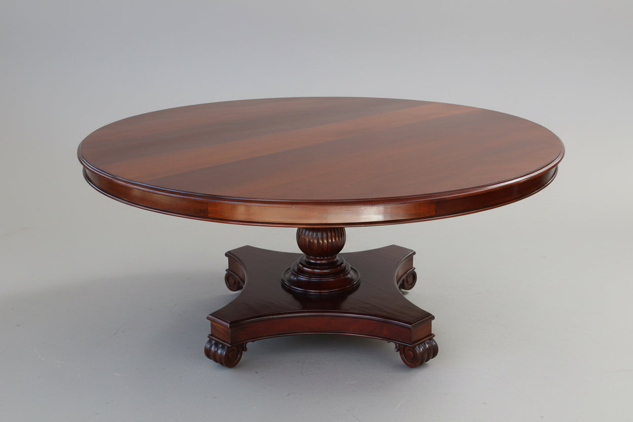 Large William IV style circular mahogany Dining/Centre Table