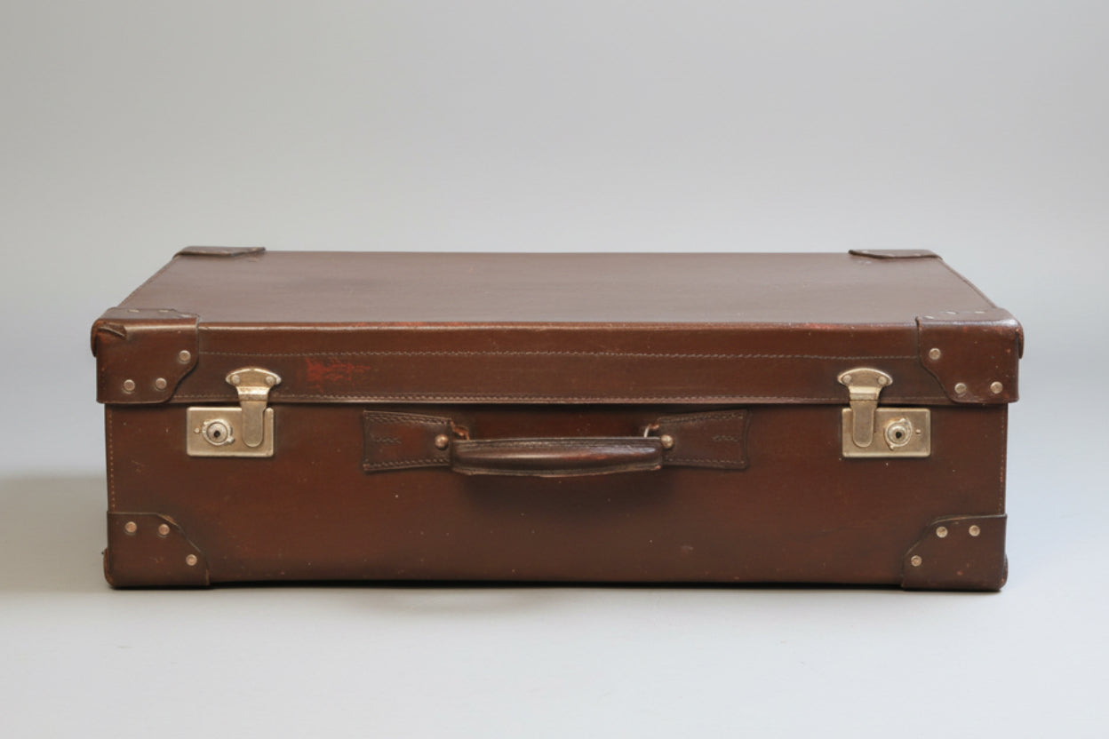 Vintage leather Suitcase