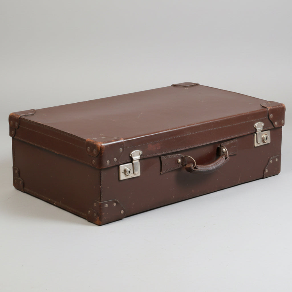 Vintage leather Suitcase