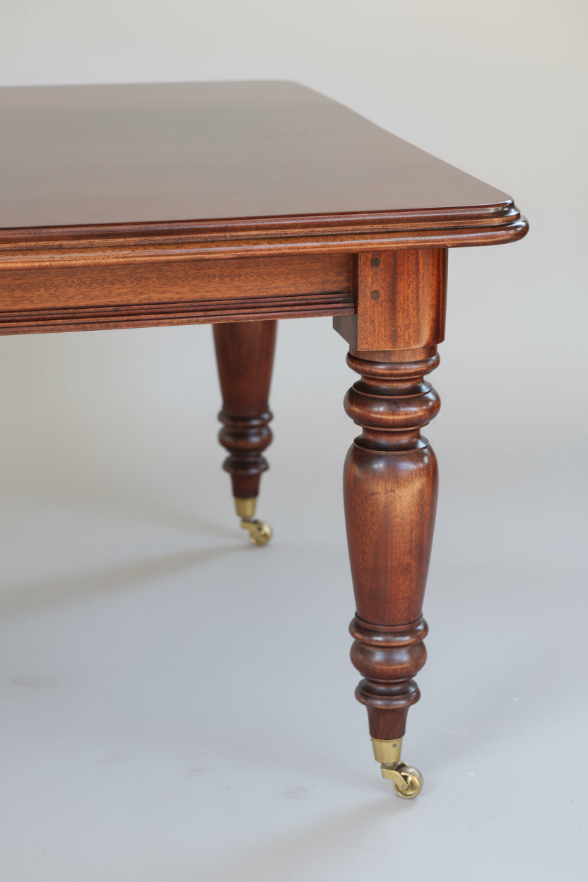Victorian style mahogany Hans van der Merwe Dining Table - 8 seater