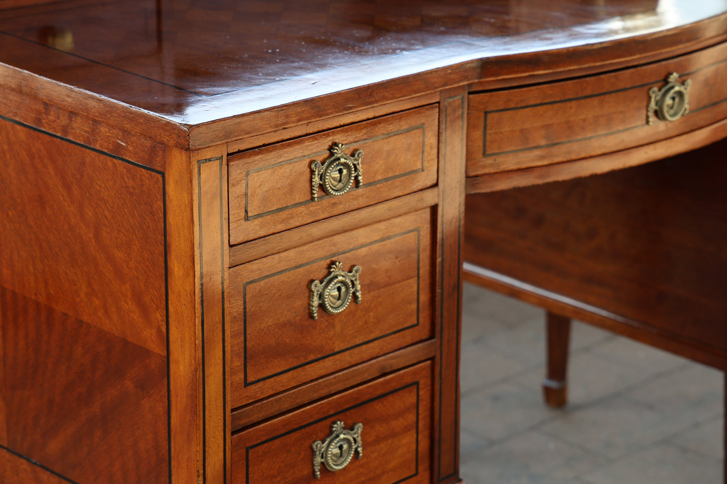 Sheraton Revival mahogany Writing Desk, 20th Century
