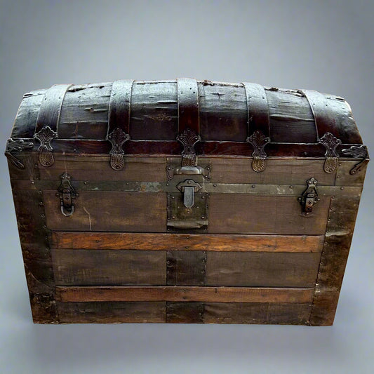 Victorian Canvas Dome Top Traveling Trunk