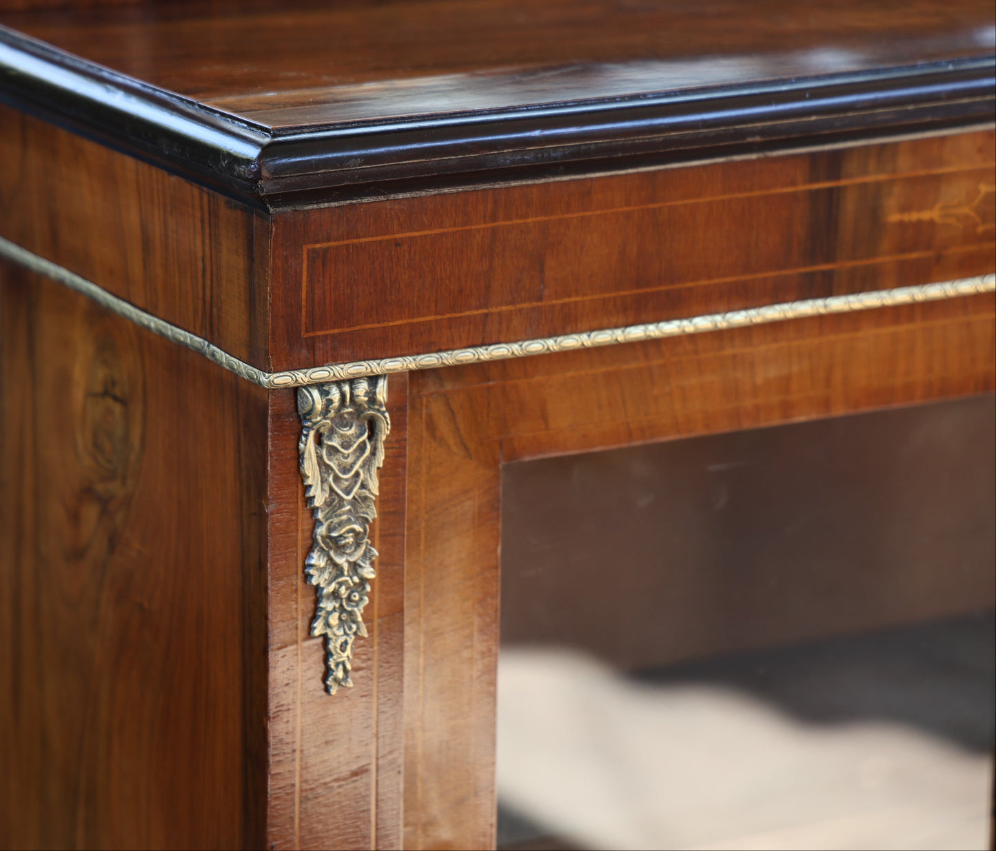 Victorian inlaid walnut Side Cabinet/Chiffonier