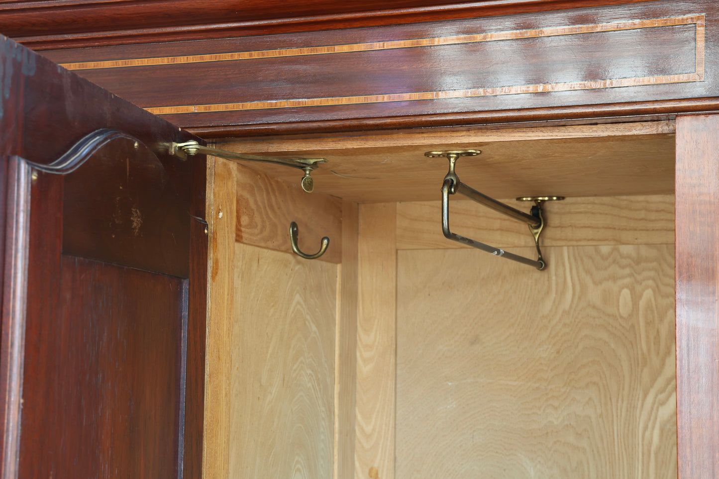 Edwardian inlaid mahogany Compactum Wardrobe
