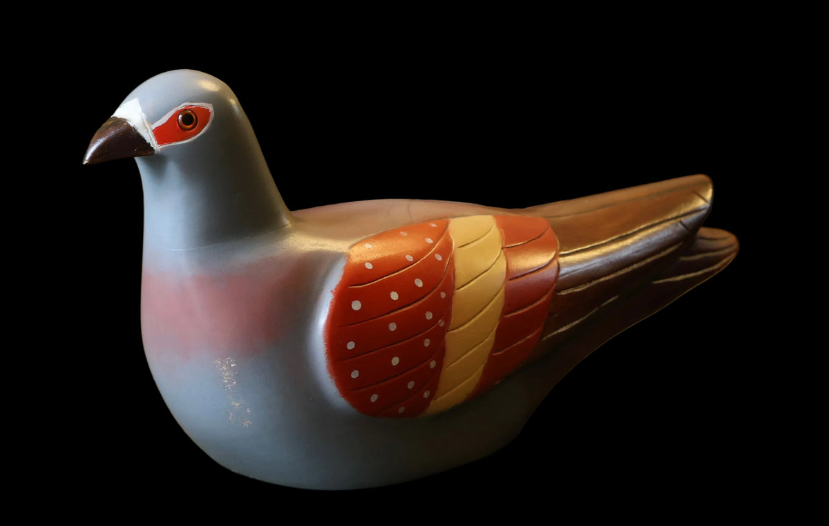 Rock Pigeon - 34/2000 by African Carvers Knysna