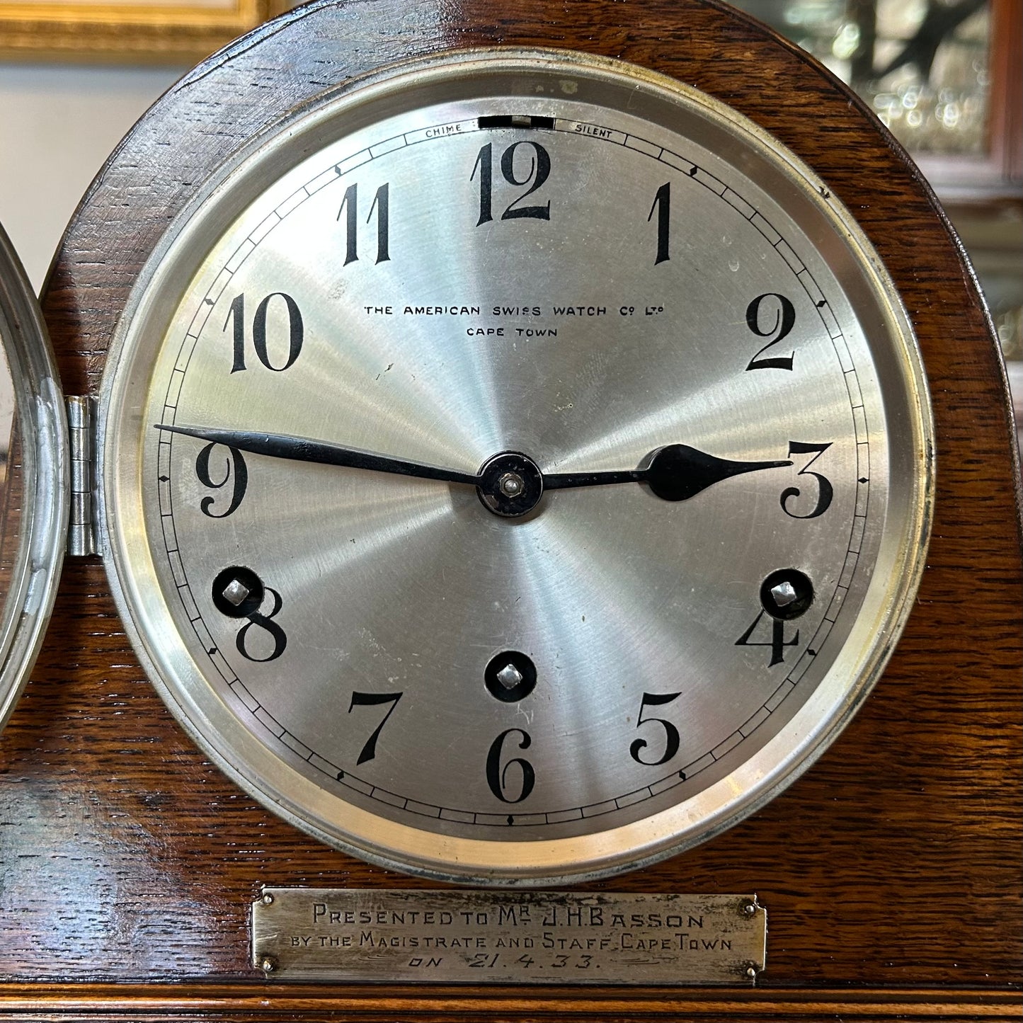 1930's Oak cased Mantel Clock - Good working Order