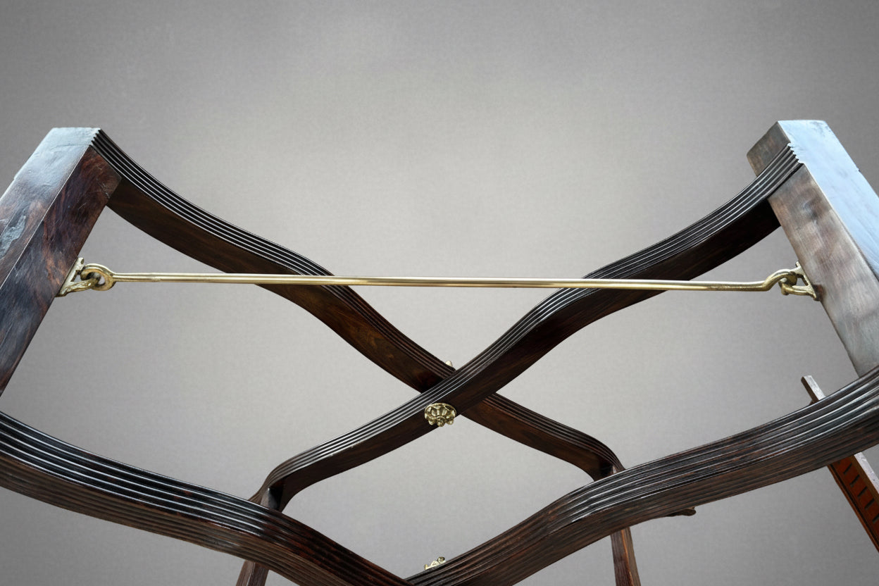 Fine Quality Glass topped Drinks/Console Table